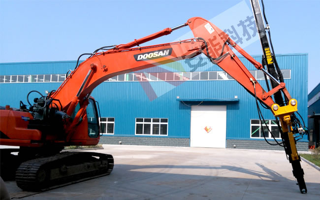 WG-90挖改鉆機液壓鑿巖機